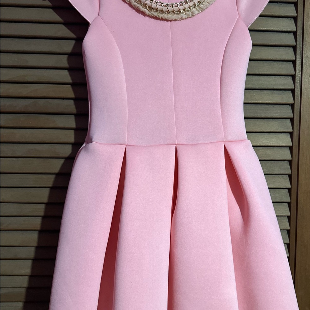 Zoe Ltd Pink Dress with Gold Chain Detail